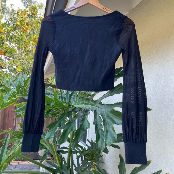L.A. Hearts mesh sleeve crop top - Picture 3 of 5